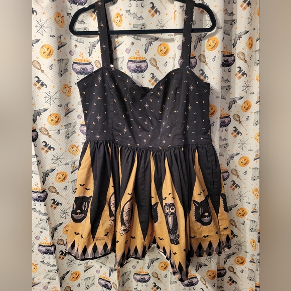 Halloween Dress - Picture 4 of 7